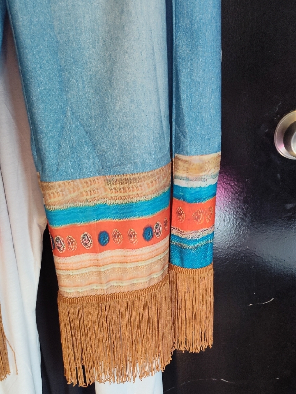 Boho Embroidered  Light Wash Wide-Leg Pants w / Fringe Jean (Material Not Jean ) - Picture 4 of 10
